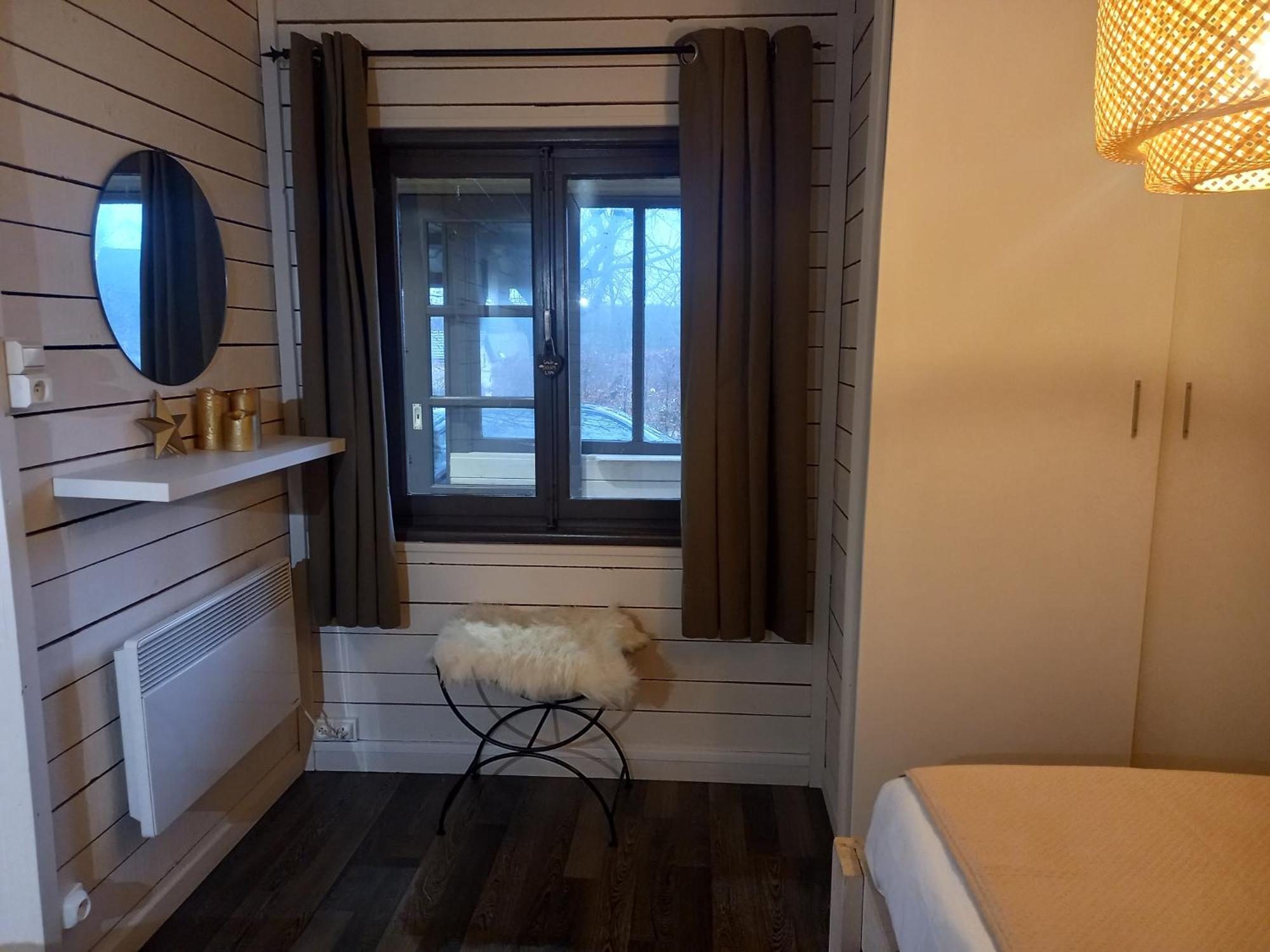 Le Chalet Du Lac Villa โรแบร์วิลล์ ภายนอก รูปภาพ